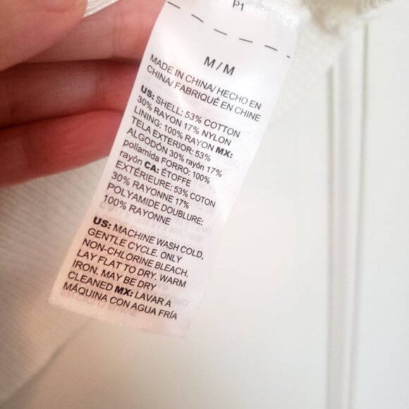 White House Black Market White Crochet Sweater - Picture 4 of 6